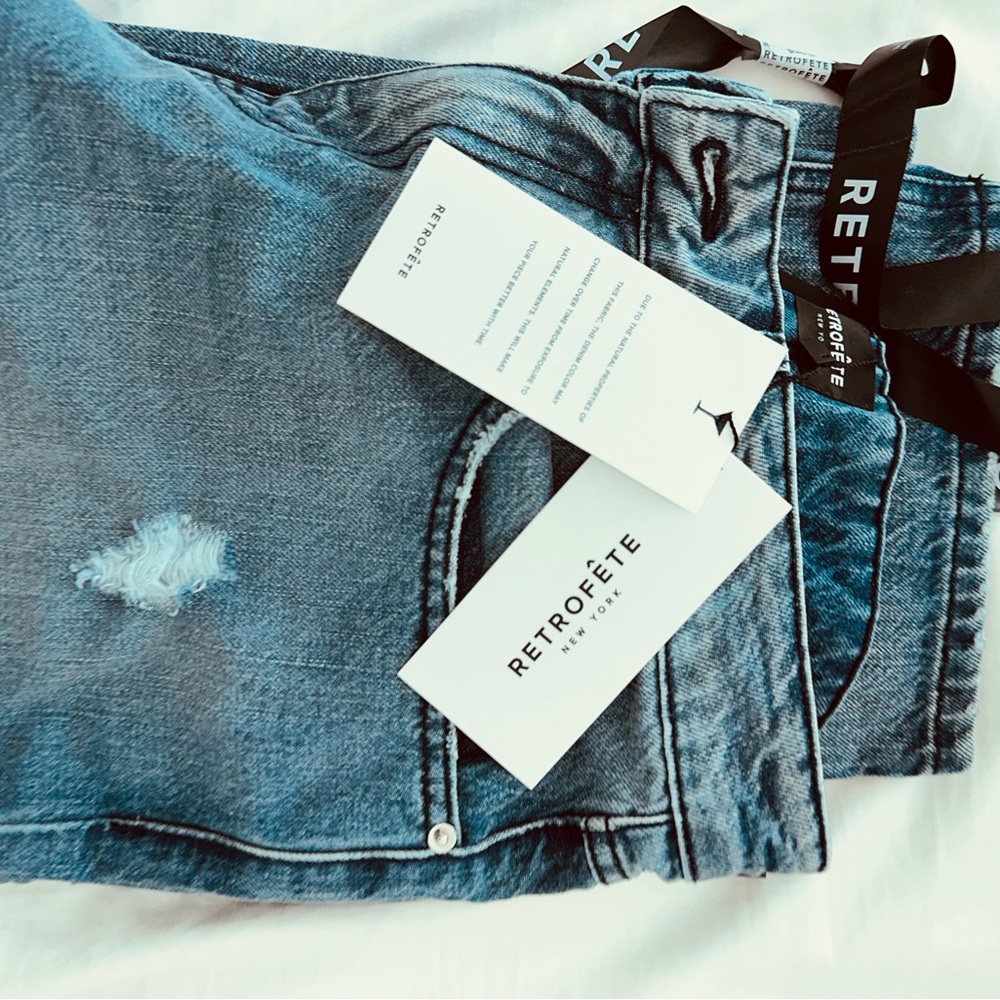 NWT Retrofête Distressed Blue Jeans